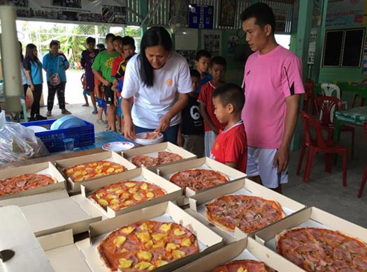 Charity partecipation and pizza promotion Charity pizza activity